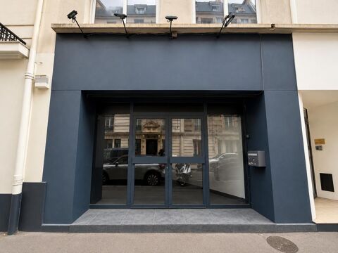 &Agrave; LOUER – BOUTIQUE / LOCAL COMMERCIAL – PARIS 17&Egrave;ME – PORTE MAILLOT – 165 M&sup2; MODULABLES 1000000 75017 Paris