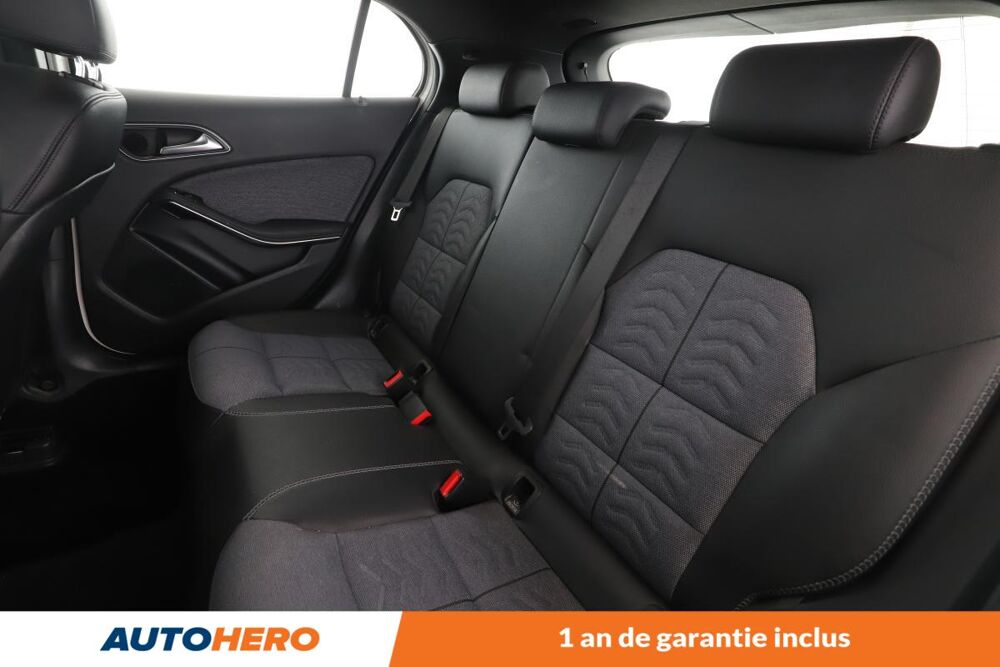 Classe GLA 200 d Inspiration 7G-DCT 136 ch 2017 occasion 92130 Issy-les-Moulineaux