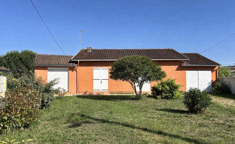 Vente Maison Maison de ville au coeur de Saint-André de Cubzac (33240) - 94 m2 habitables - 5 Pièces - 3 Chambres - Terrain  de 480 m2 - Pisc Saint andre de cubzac