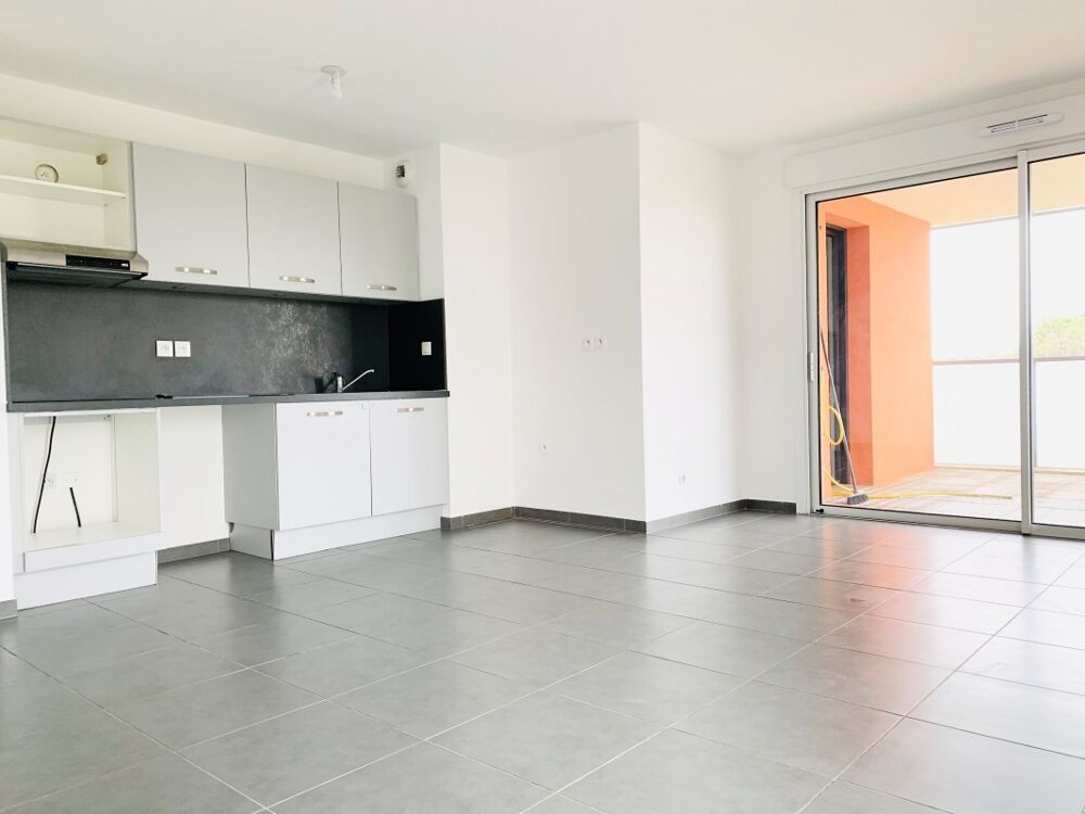 Location Appartement T3 avec terrasse et parking à MONTPELLIER Montpellier