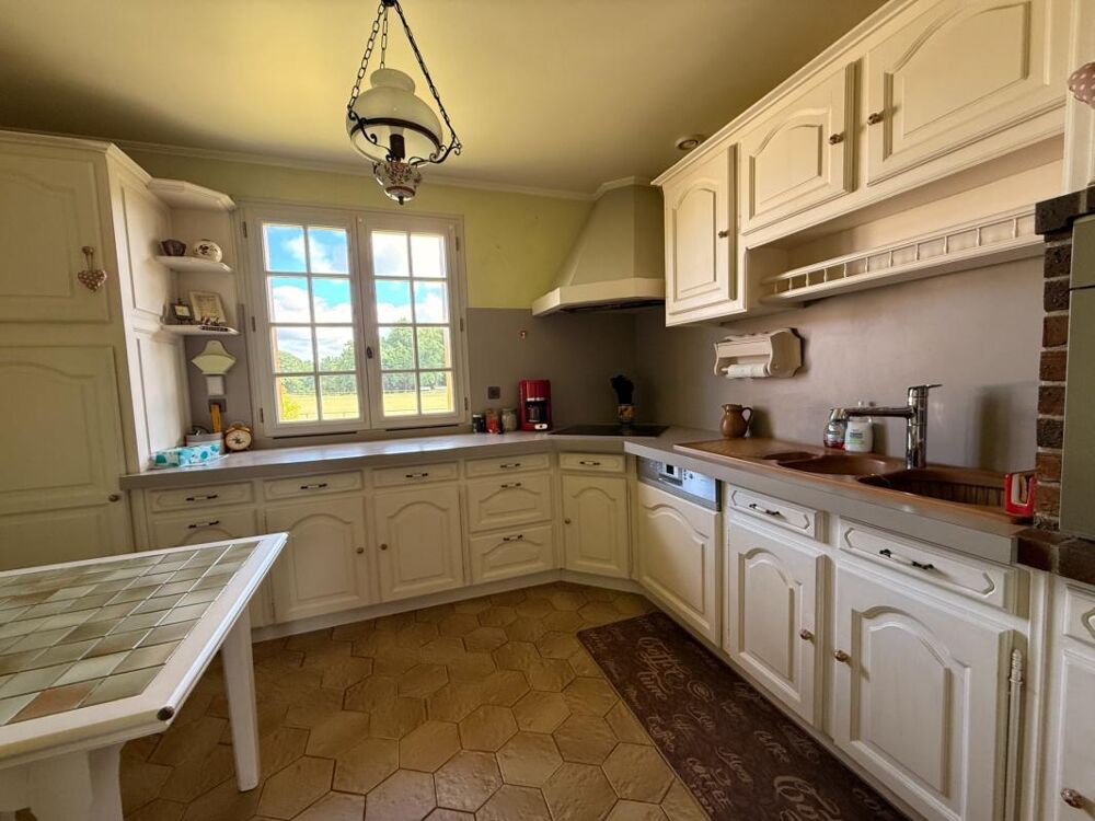 Vente Maison EN EXCLUSIVITE ! Pavillon de 114m², sur sous sol,  terrain de 956m2 169 900 € La souterraine