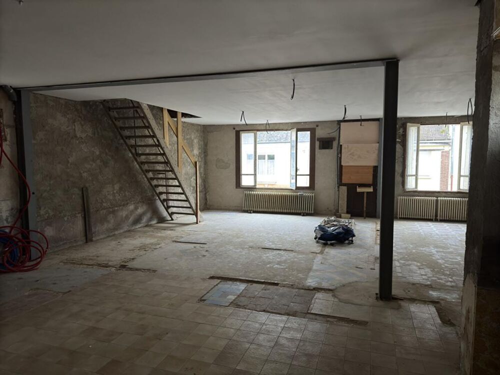 Vente Maison Maison Vibraye 6 pièce(s) 155 m2 et dépendances 150 m² La ferte bernard