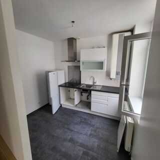  Appartement à louer 2 pièces 50 m²