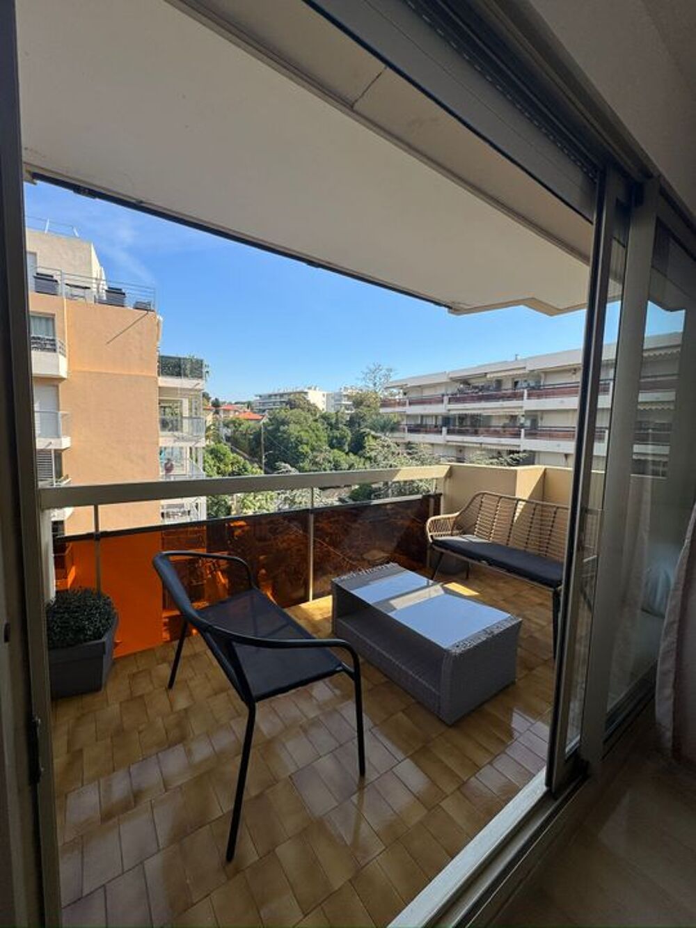 Location Appartement Studio de 37m2 à louer sur Antibes Antibes