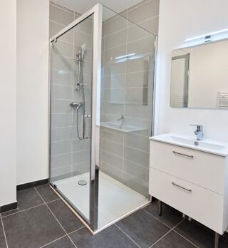  Appartement à louer 2 pièces 42 m²