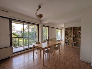 Vente Appartement Appartement à vendre 2 pièces BORDEAUX SAINT GENES Bordeaux