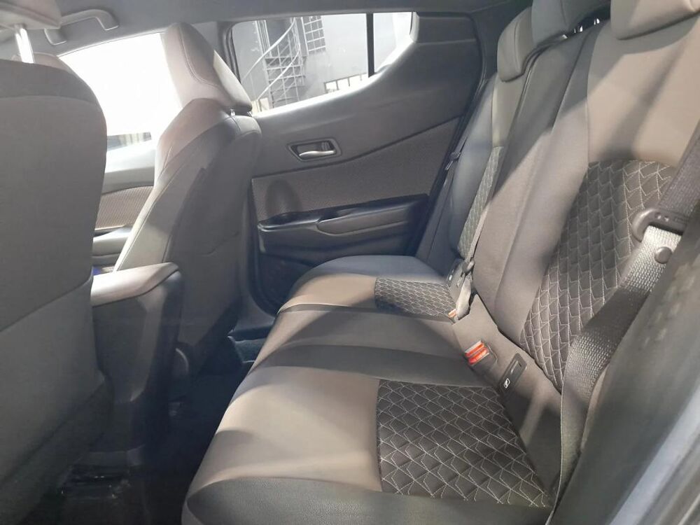 C-HR Hybride 1.8L Distinctive 2021 occasion 35520 La Chapelle Des Fougeretz