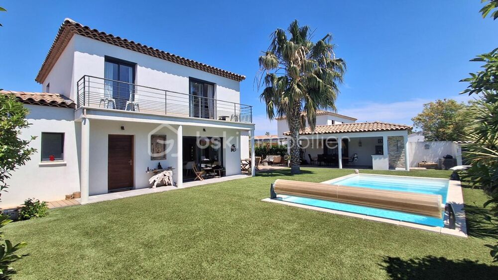 Villa contemporaine récente avec piscine  parfait état