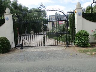  Proprit/chteau  vendre 8 pices 172 m