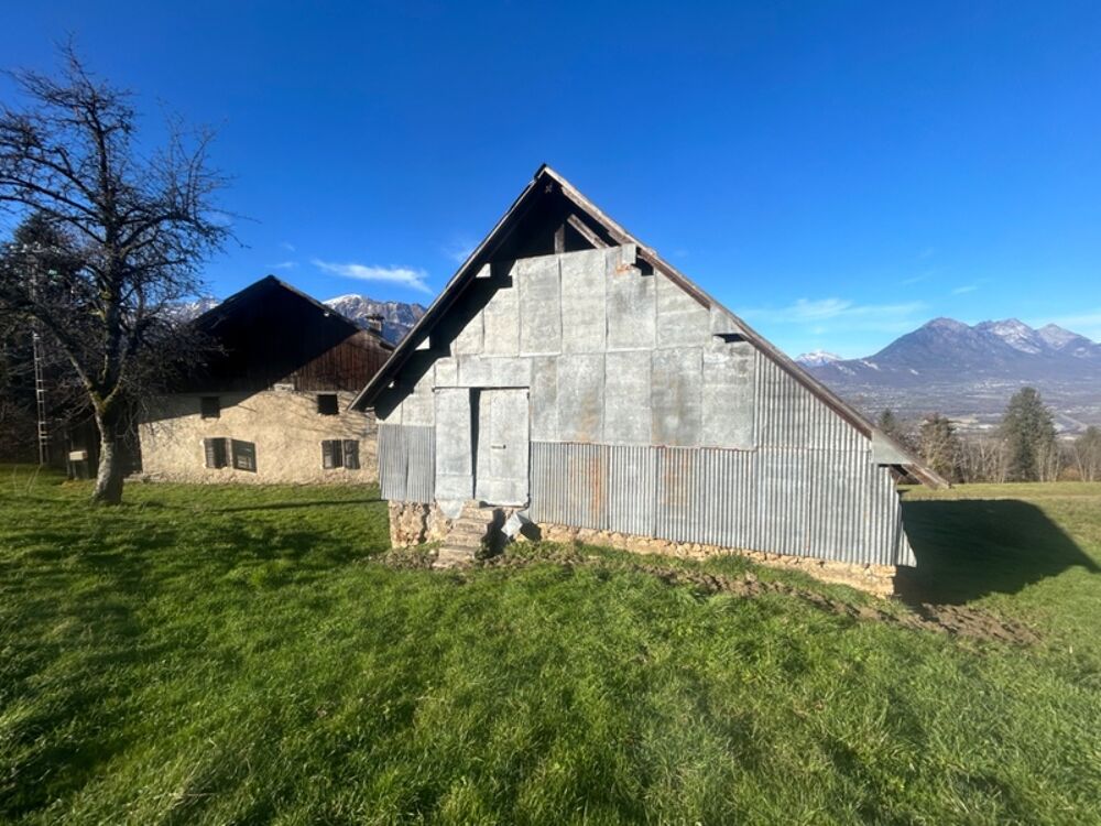 Vente Maison BONVILLARD (73) - GRANGE + MAISON - TERRAIN 2637m2 Bonvillard