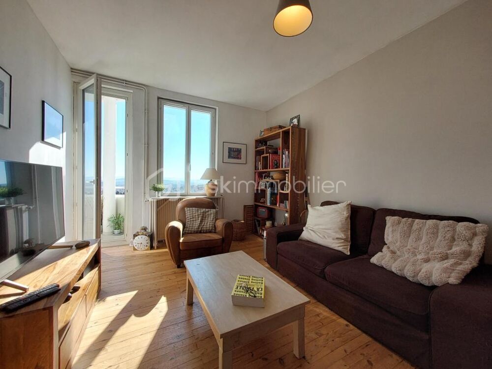 ? Appartement T3 avec jardin et vue exceptionnelle à Royat ?
