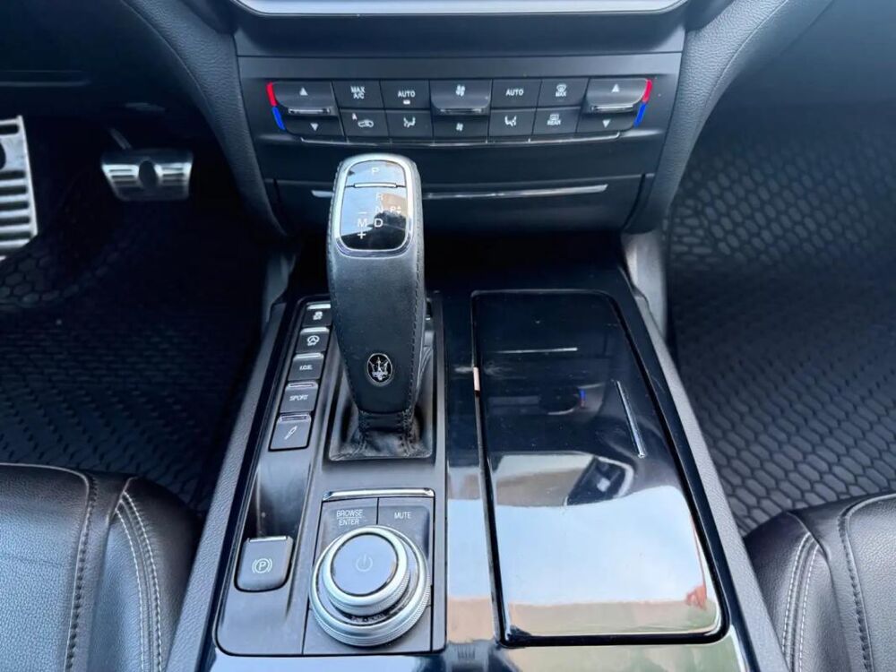 Ghibli GranSport 330 CV MHEV – Berline sportive hybride l&eacute;g&egrave;re 2022 occasion 33000 Bordeaux