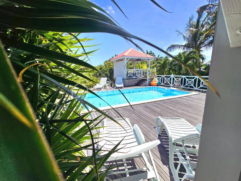 à vendre  Propriété/château Saint-François (97118)