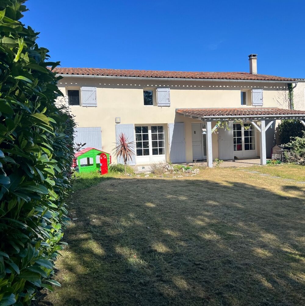 Vente Maison Maison à vendre 7 pièces MESCHERS SUR GIRONDE (17) Meschers sur gironde