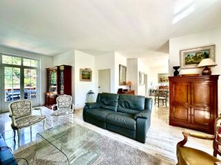  Maison � vendre 5 pi�ces 196 m�