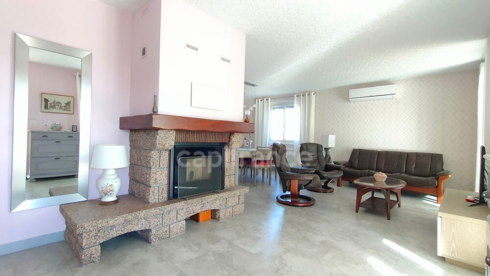 Vente Maison VEAUCHE – Belle maison familiale d'environ 130 m² sur 1050 m² de terrain clos et arboré Veauche