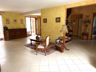  Maison  vendre 6 pices 163 m