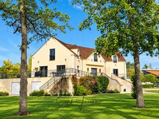 Vente Propriété/Château Moisson – Villa lumineuse de 280 m² dans un écrin de verdure aux portes de Paris Moisson