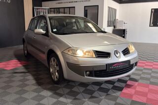 M&eacute;gane Coup&eacute; 1.5 dCi 106 cv Dynamique 2008 occasion 85190 Venansault