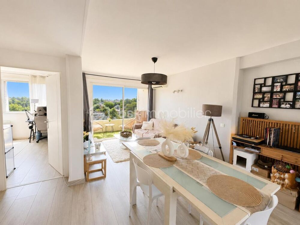 NICE OUEST  3 PIÈCES TRAVERSANT AVEC BALCON  CAVE