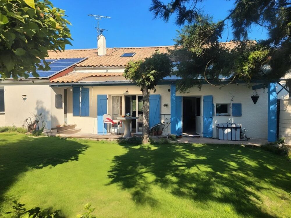 Maison à vendre 5 pièces LUSSANT (17)