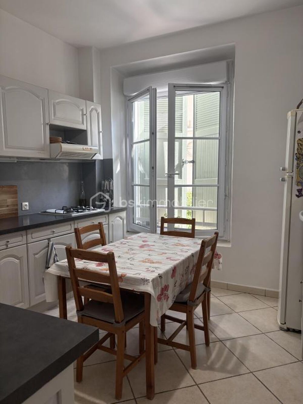 Vente Appartement GRASSE – UN BIEN ATYPIQUE À L'ESPRIT MAISON, AVEC COUR, ANNEXE ET GRAND GARAGE Grasse