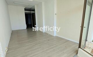  Immeuble à vendre 7 pièces 205 m²