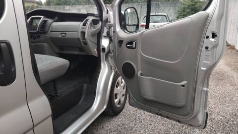 Trafic Passenger L2 H1 2.0 dCI 115 Expression 2013 occasion 38230 Pont De Cheruy