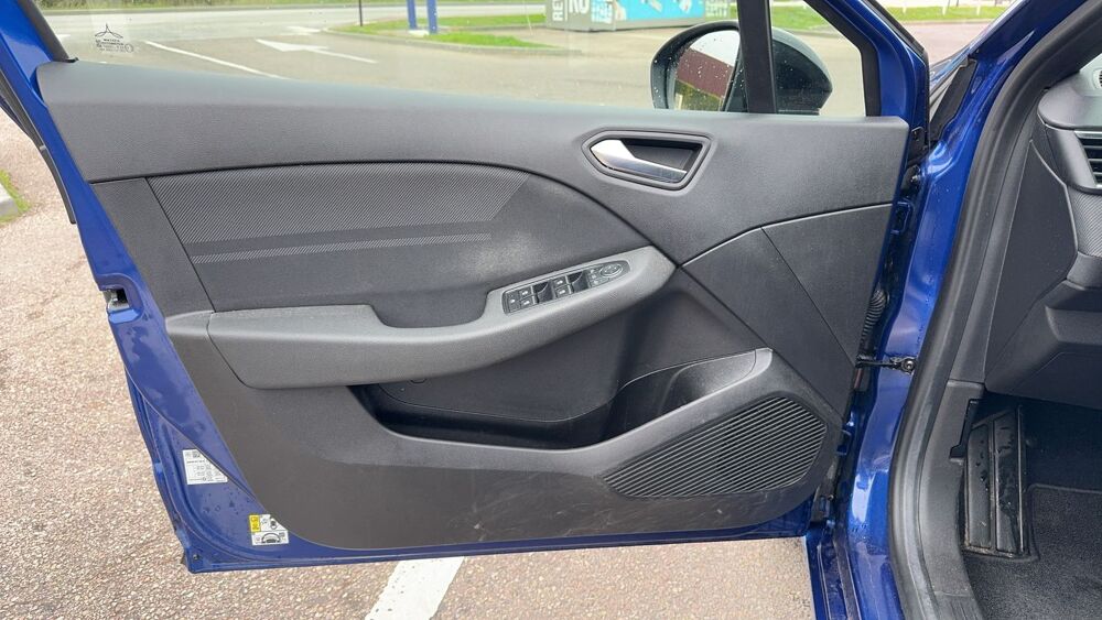 Clio V 1.6 E-Tech 140 Hybride BVA6 Esprit Alpine 2023 occasion 27400 Pinterville