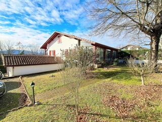  Maison à vendre 11 pièces 225 m²
