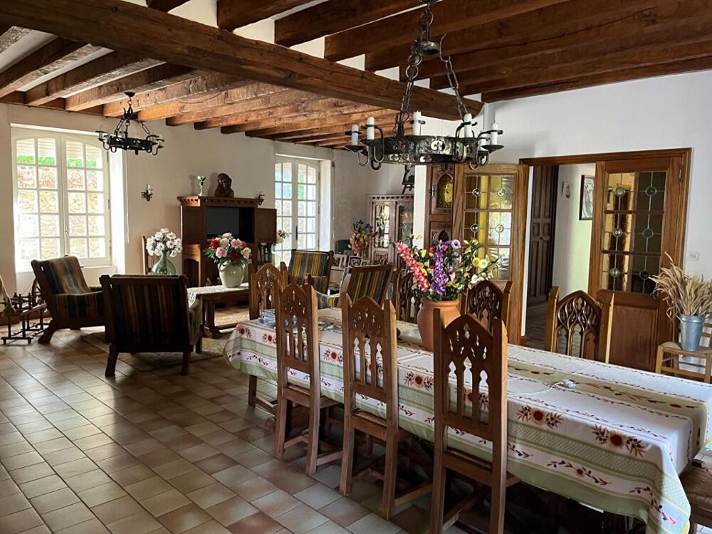 BELLE Maison Fresnay sur Sarthe 8 pièce(s) 328 m2