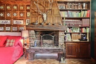  Propri�t�/ch�teau � vendre 10 pi�ces 328 m�