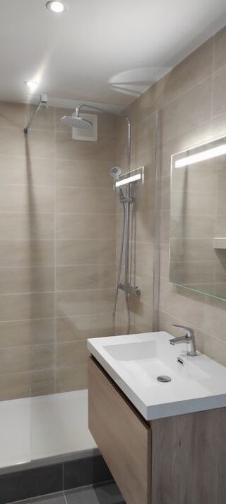  Appartement à louer 3 pièces 60 m²