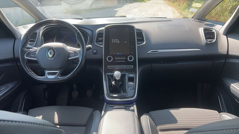 Sc&eacute;nic 1.7 Blue dCi 120 Bose 2019 occasion 44830 Brains