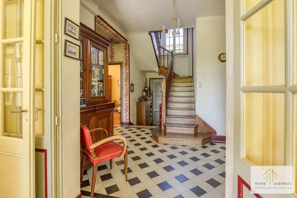 Propriété de 184m2 Haute Goulaine 7 pièce(s) avec dépendances