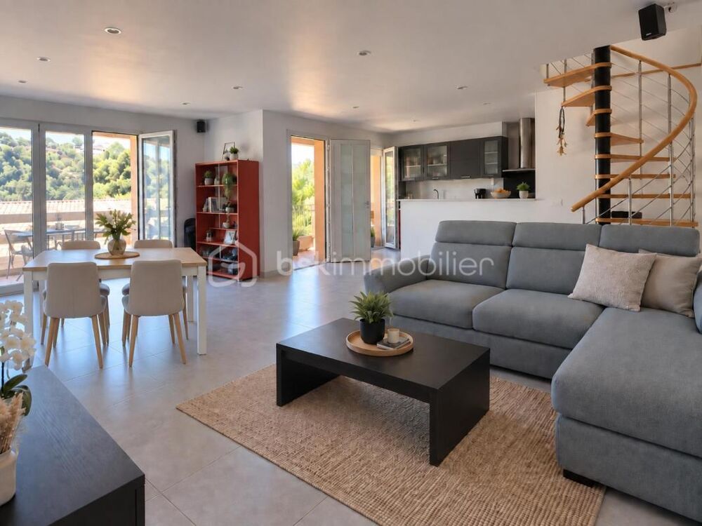 Charmante maison de 135 m2 - studio indépendant- garage - terrasses - jardin