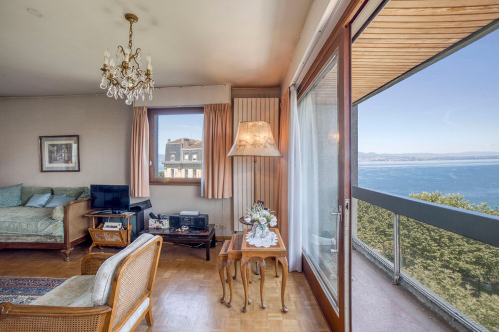 SUPERBE APPARTEMENT DE 115m2 VUE LAC à THONON LES BAINS