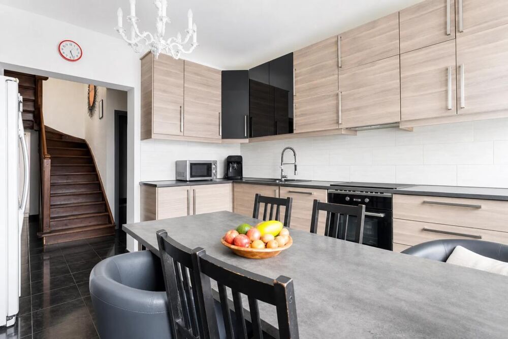 Vente Maison Maison de 7 pièces de 153 m2 en vente à Lille Lille