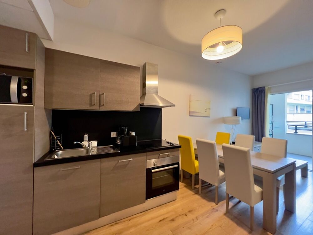Vente Appartement Appartement T2 cabine avec terrasse pour investisseur – Biarritz, Avenue Reine Victoria Biarritz
