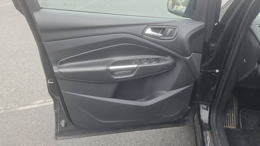 Kuga 1.5 TDCI 120 BVA Titanium - Automatique Toit ouvrant 2018 occasion 17220 Salles Sur Mer