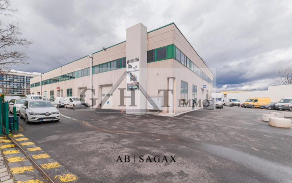   Entrepôt Bureaux A louer 