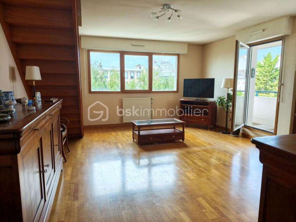 Duplex 75 m²  Garage, cave, ascenseur et chambre vue sur rade