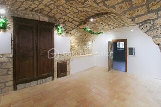  Propriété/château à vendre 8 pièces 220 m²