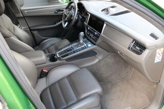 Macan Turbo – LED Jantes 21 Mamba Green Metallic 2e Main 2019 occasion 33000 Bordeaux
