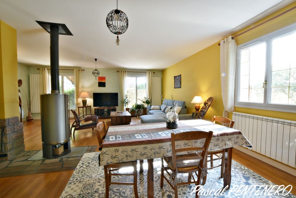 à vendre  Maison Soucieu-en-Jarrest (69510)