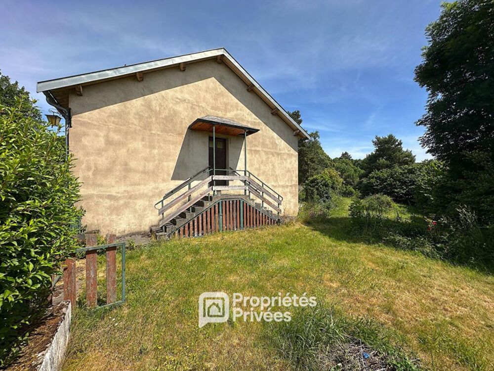 Vente Maison Maison 5 pièces 116 m2 avec garage sur terrain de 714 m2 Ceyssat