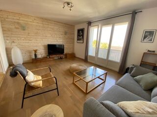  Appartement à louer 4 pièces 90 m²