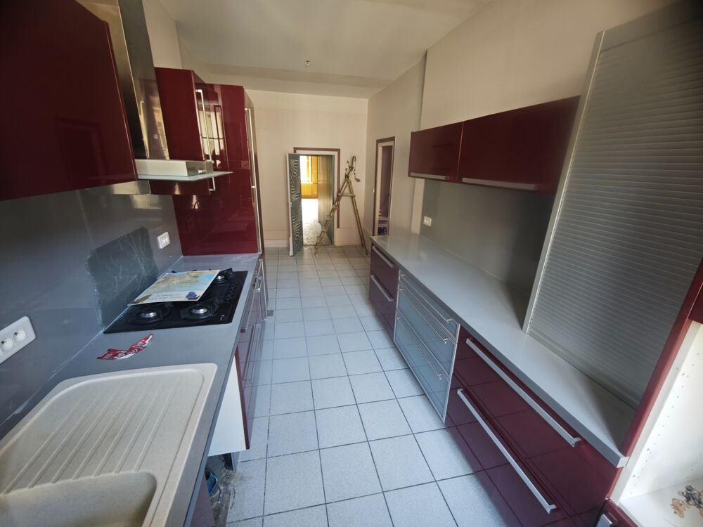 Vente Maison Maison de ville à vendre à Auxonne centre – 256 m², jardin et de belles possibilités Auxonne