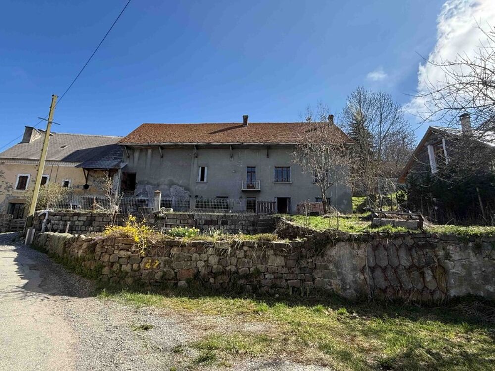 Corps de ferme, granges, jardin à vendre 8 pièces SAINT MICHEL DE CHAILLOL (05)