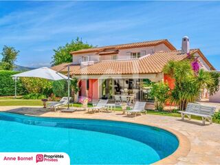  Villa à vendre 7 pièces 301 m²